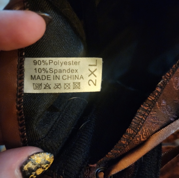 Steampunk Corset Brown Leather Detail 2XL with very detailed bodice. - Picture 2 of 6
